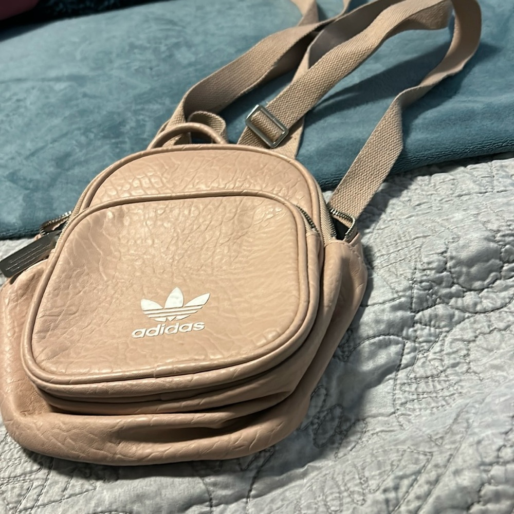 Adidas mini backpack no wear